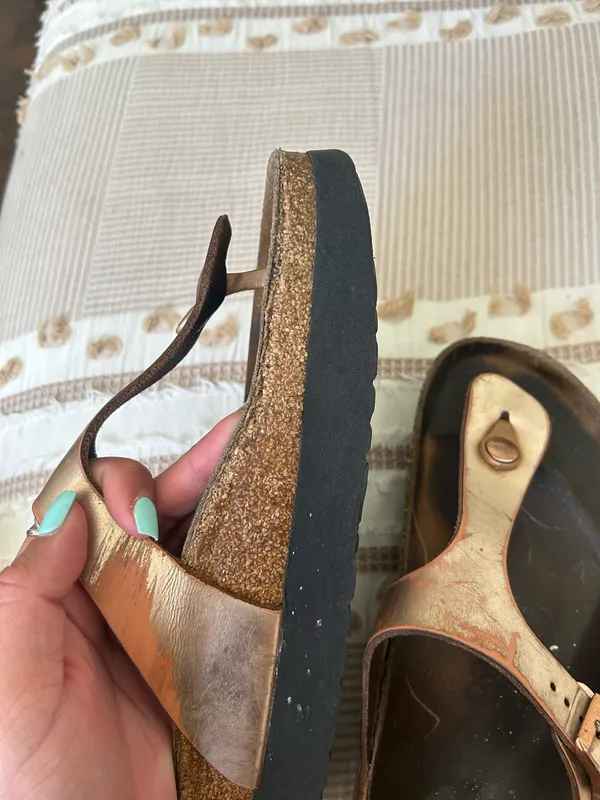 Birkenstock Rose Gold Gizeh platform sandals - Image 9