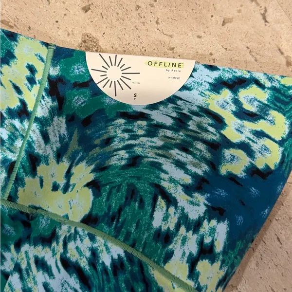 NWT Aerie Offline Real Me Xtra 7/8 Leggings Small Blue/Green - Image 5