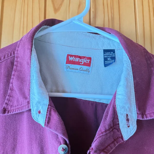 Men's Wrangler Premium Quality Size X-Large Vintage Red Long Sleeve Button Down - Image 5
