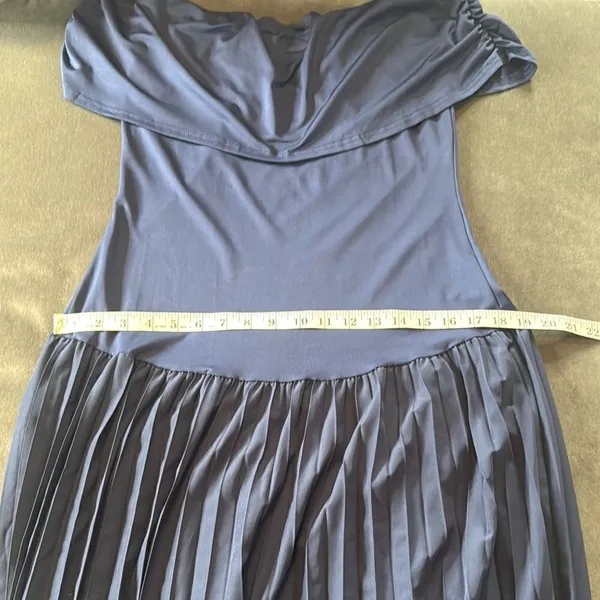 Women’s Navy Off-Shoulder Maxi Dress Pleated Skirt Size L - Image 12