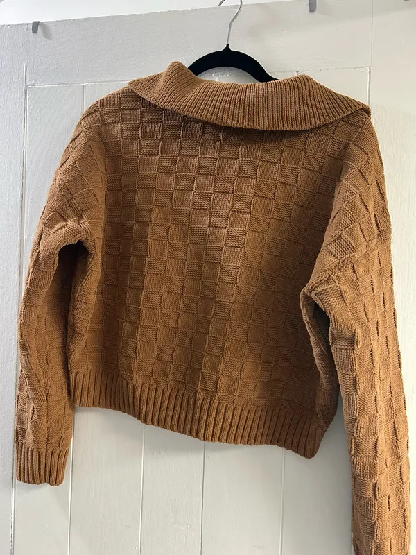Abercrombie & Fitch Sweater - Image 2