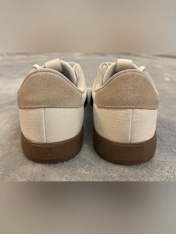 Women’s Adidas White Leather Sneakers Blue Stripes Tan Suede Toe/Heel Size 6 - Image 7