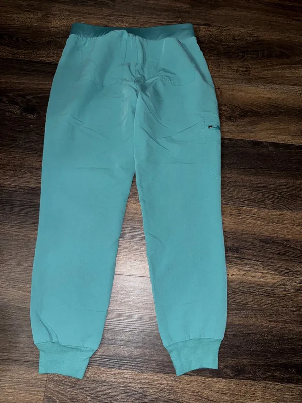 FIGS Scrub Pants Jogger - Image 2
