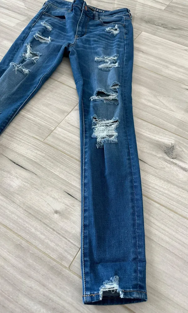 Ripped Jeans - Image 3