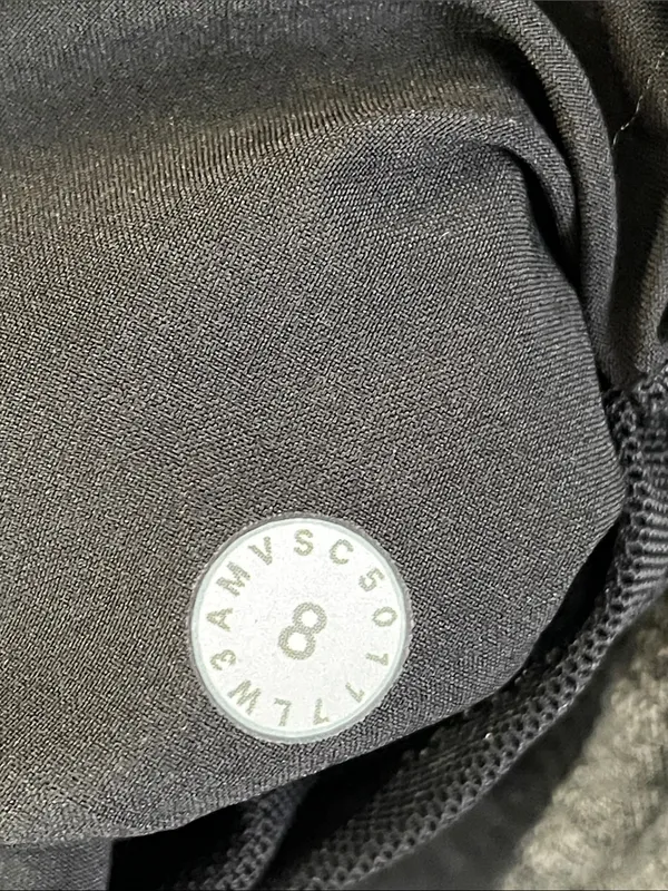 Lululemon On-Track Crew
Heathered Black - Image 6