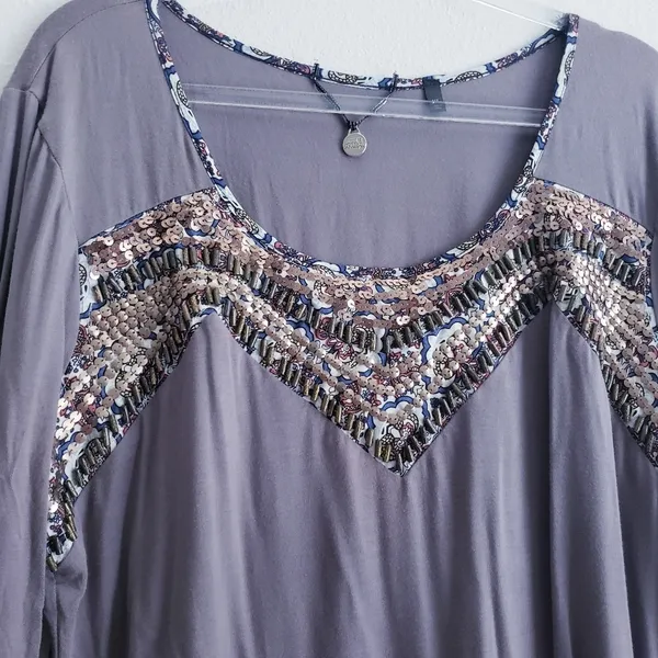 BKE Boutique Beaded 3/4 Sleeve Blouse - Image 3