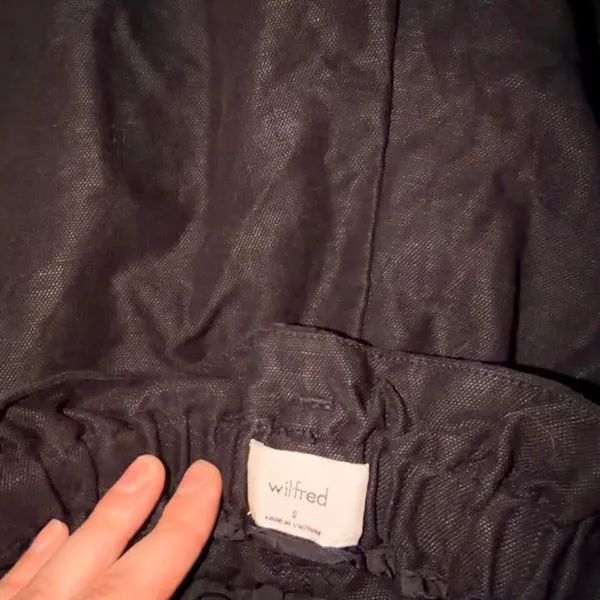 Wilfred Shorts Size‎ 0 Excellent Condition - Image 3
