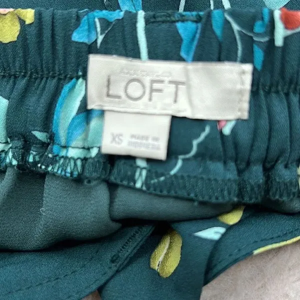 Ann Taylor Loft floral print button XS lined skirt - Image 3