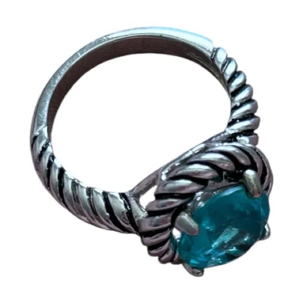 Fashion Cocktail Ring Silver Tone Blue Stone 8 EUC - Image 2