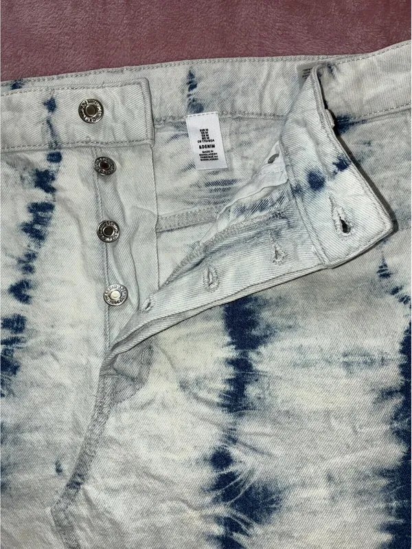 Denim Tie Dye Mini Skirt - Blue & White - Raw Hem Size M - Image 2