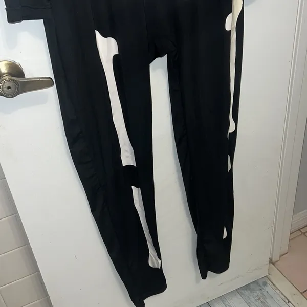 XL - Morph Costumes skeleton glow in the Dark NWOT - Image 5