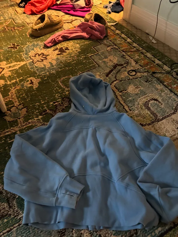 Lululemon light blue cropped full zip scuba - Image 2