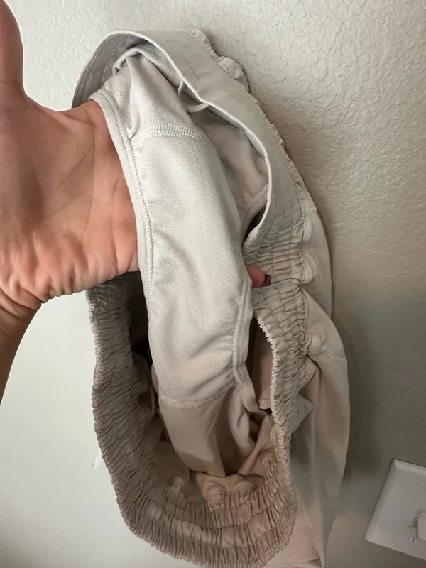 Lululemon Shorts Hotty Hot 4" High-Rise - Image 8