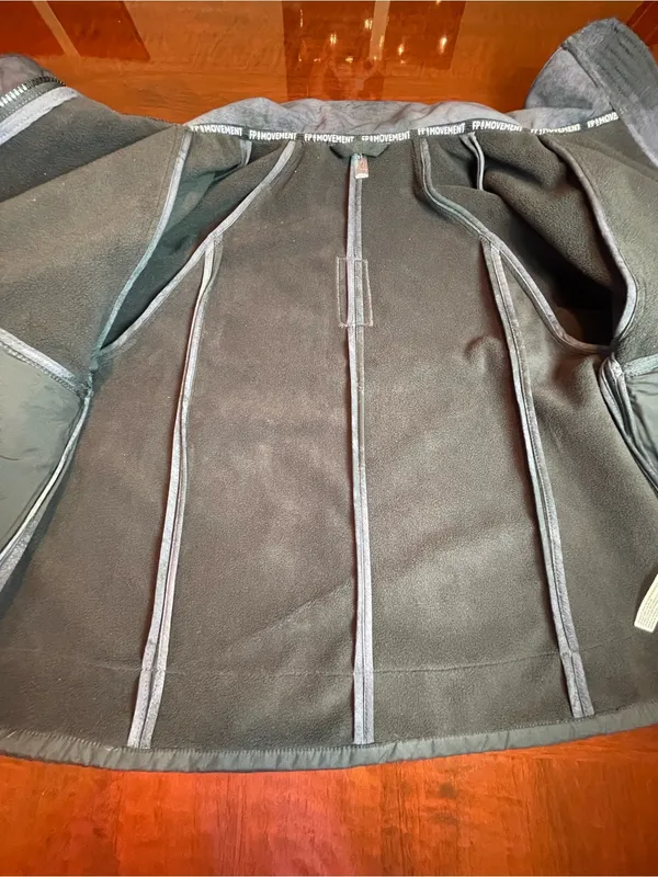 Free people Movement Canyon Crashin’ Textured Full Zip Active Jacket Sz Small - Image 9