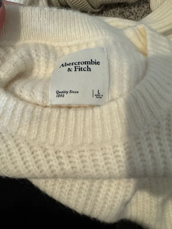 Abercrombie Knit Sweater - Image 3