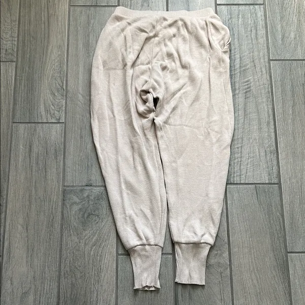 Zara Women's Cream Joggers - Image 4