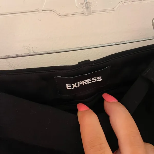 Express size 6R skinny mid rise dress pants black - Image 4