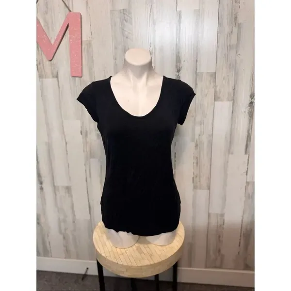 Maurices 24/7 Black Scoop Neck T Shirt Size Medium Stretch Basic Short Sleeve Te - Image 2