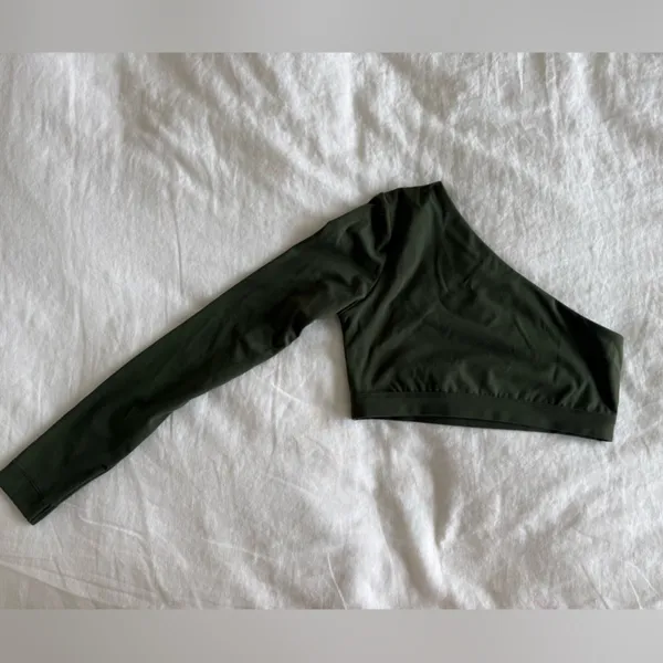 Set Active One-Shoulder Long Sleeve Bra - Image 2