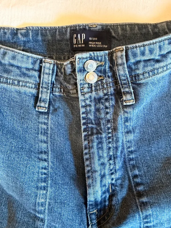 GAP High Rise Wide Leg Crop Jeans Women’s 10/30 Medium Wash Patch Pocket - Image 4