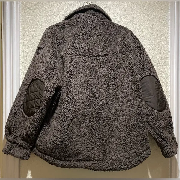 Alo Yoga NWT Plush Sherpa Edge Shacket in Expresso Button Down, Front Pockets S - Image 7
