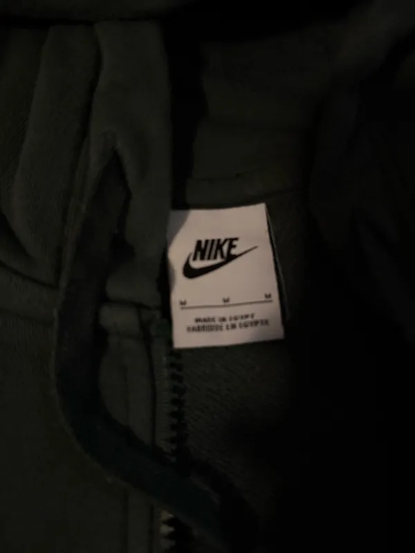 Nike Zip-Up Hoodie - Image 3
