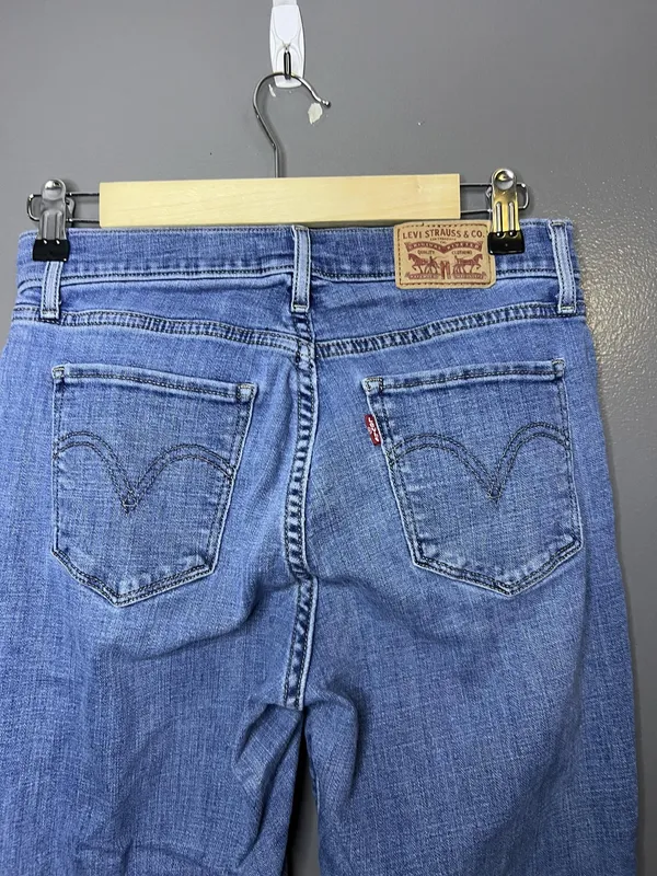 Levis Curvy Skinny Jeans Womens 28 Medium Wash Blue Mid Rise Stretch Denim - Image 4