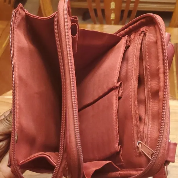 Fossil Genuine Leather Crossbody Bag - Image 6