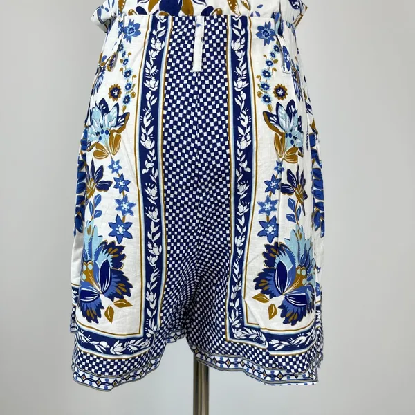 NWOT Farm Rio Linen Blend Floral Print Romper Blue Size L - Image 10