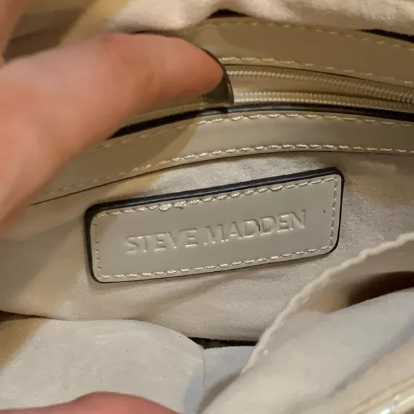 Steve Madden Crossbody Purse - Image 5