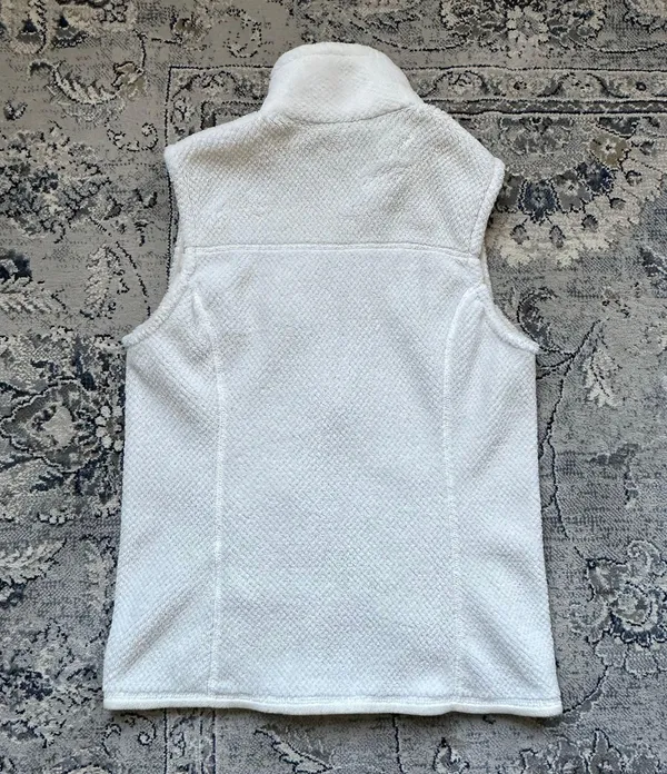 Patagonia White Fleece  Vest - Image 4