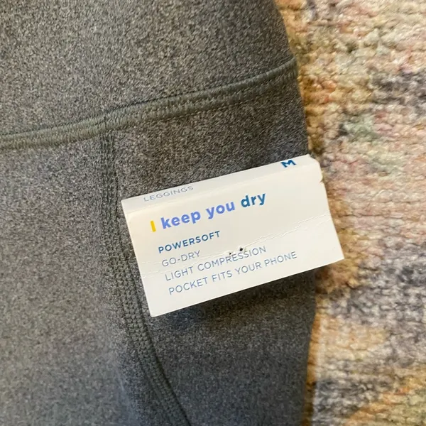 Old Navy NWT!! High-Rise Power Soft Leggings in GREY - Image 9