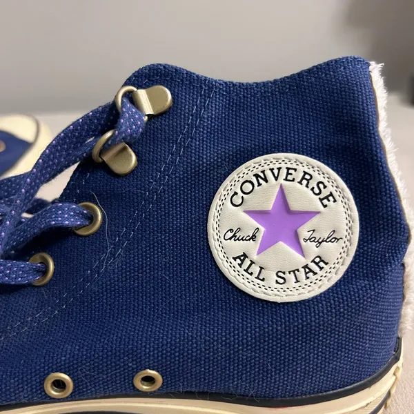 ⭐ Converse Chuck Taylor All Star High Top Blue Sherpa Lined Women’s 8 - Image 5