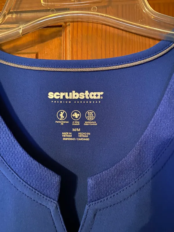 Scrub Top Size M - Image 3