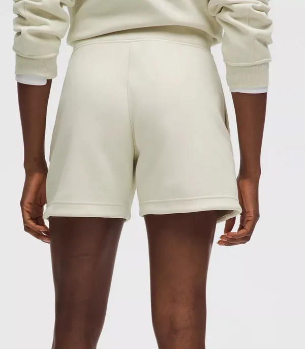 Lululemon Women’s Small Heavyweight Fleece 5” Sweatshorts - Image 2