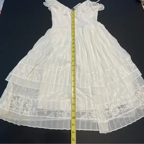 French Connection Women’s Dress Size 4. Lace. Pleated. Elegant. Light. XS - Image 8