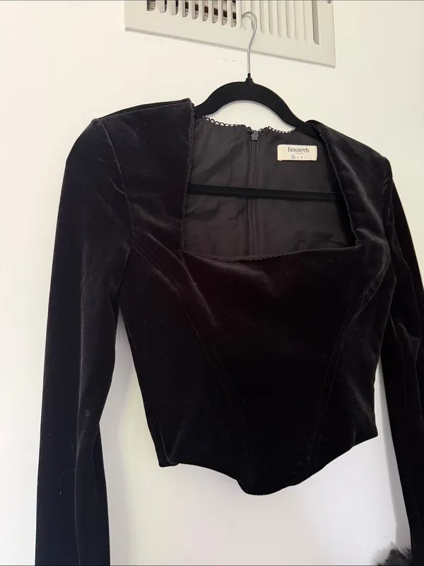 HOUSE OF CB Catriona Faux Fur Long Sleeve Corset Top in Black, XS,BRANDNEW $185 - Image 14