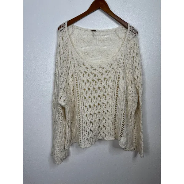 Free People‎ Pegasus Cream Sweater Size Medium - Image 3