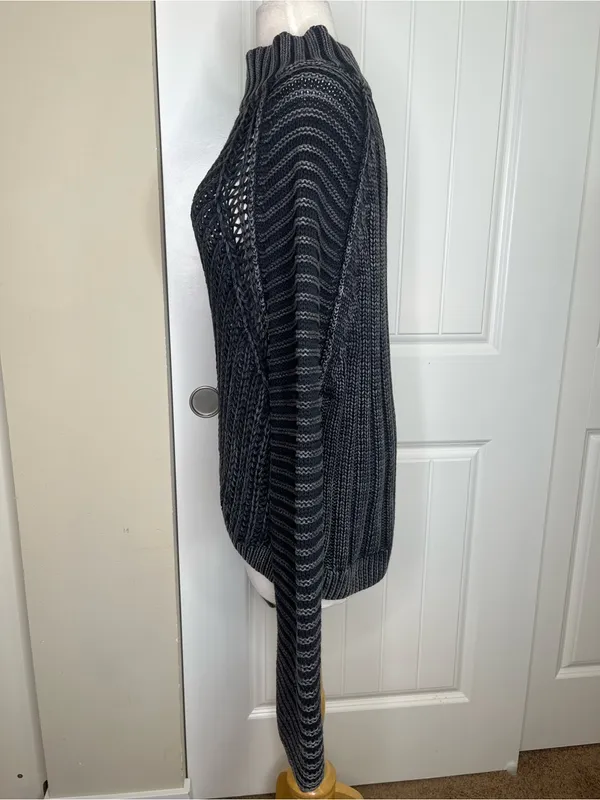 Free People Sweetheart Sweater Black Charcoal Womens Size M Fisherman Oversized - Image 2