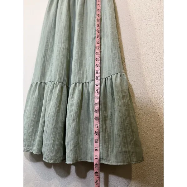 ASTR The Label Sage Green Off The Shoulder Midi Dress Small - Image 4
