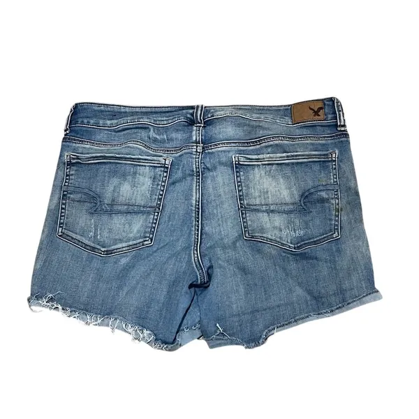 American Eagle Women's Midi Jean Shorts Blue Distressed Size 16 - Image 6