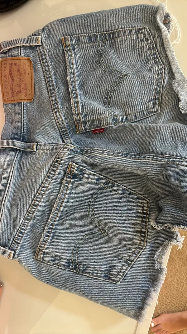Levi’s Shorts - Image 2