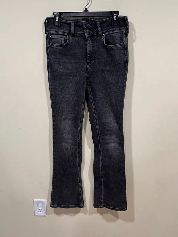 Free People Low Maintenance Mid-Rise Crop Boot Jeans Black Size 29 EUC - Image 5