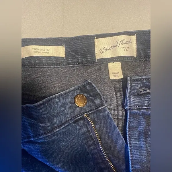 Universal Threads Vintage Bootcut Blue Jeans Pants - Image 7
