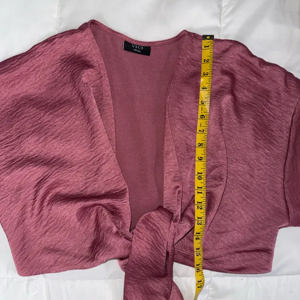 VICI Front Tie cropped blouse size small - Image 4