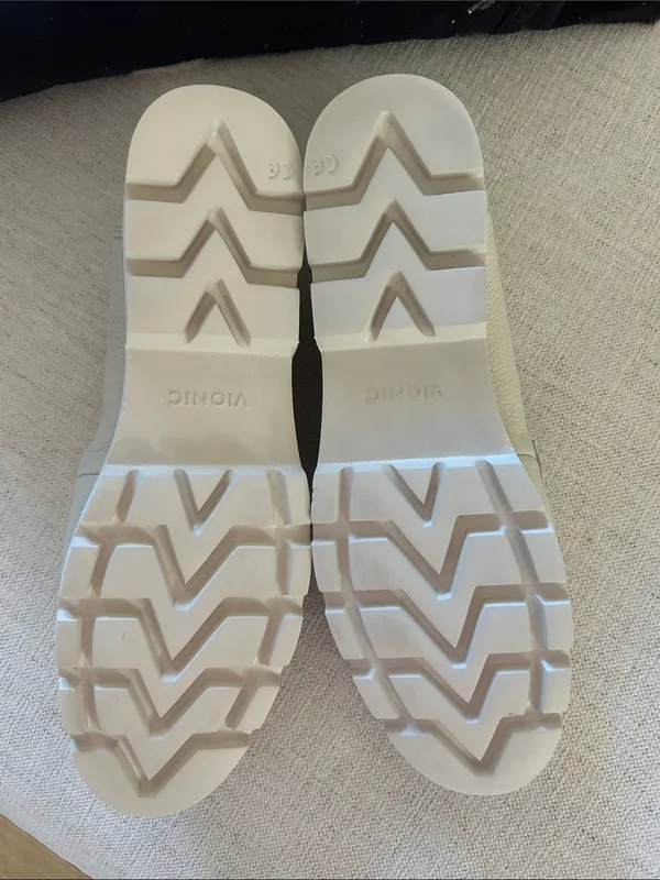 Vionic Women Cheryl II Lug Penny Loafer, Beige, size 11, NEW no tags - Image 6