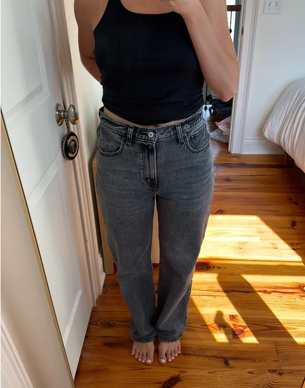Abercrombie Relaxed 90s High-Rise Jeans - Image 2