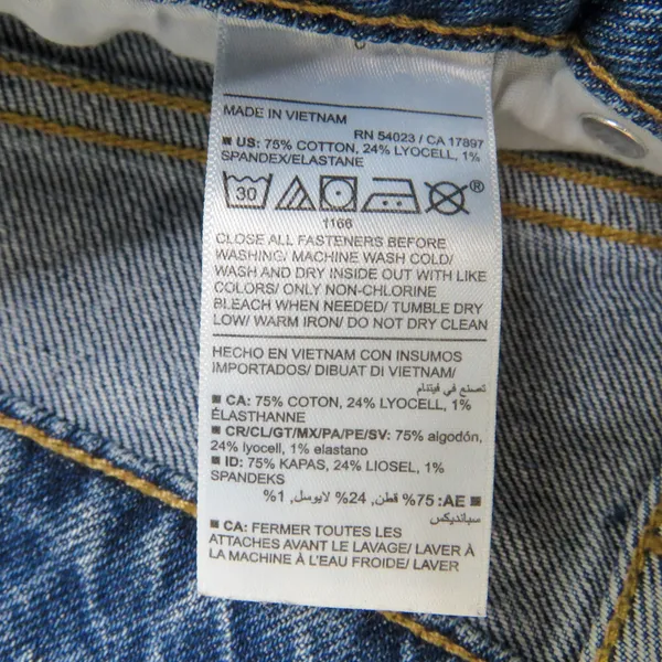 Old Navy Extra High Rise Sky-Hi Wide Leg Dark Wash Jeans Size 6 High Rise - Image 5