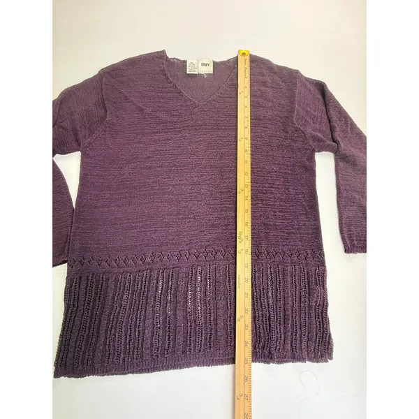 DKNY Petite V Neck Knit Sweater Purple Rayon Blend Women's‎ Size M/L - Image 4