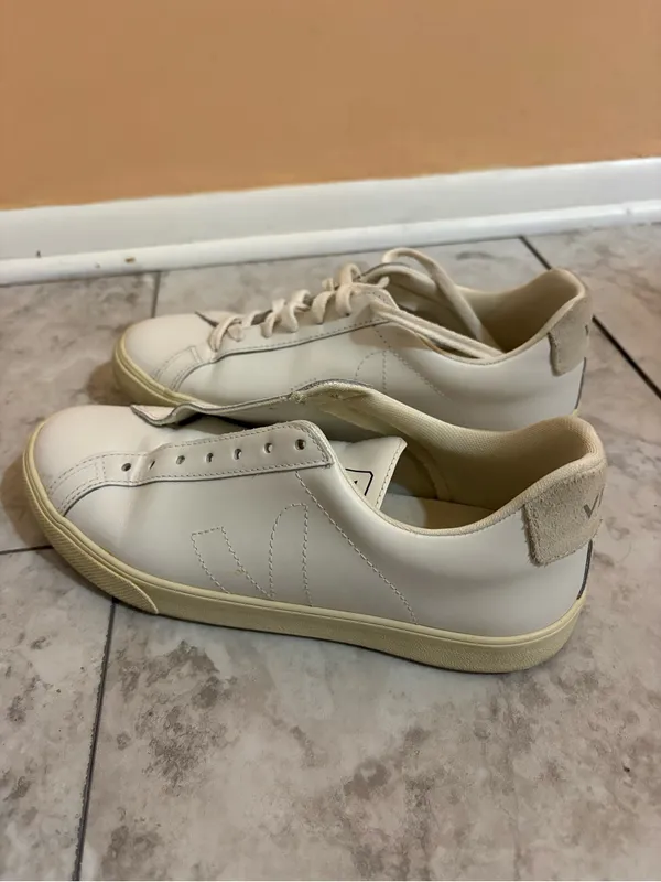 Veja Esplar Leather Logo Sneakers in White - Image 2